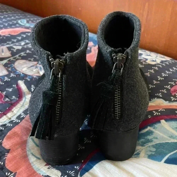 Toms Booties - Picture 6 of 6